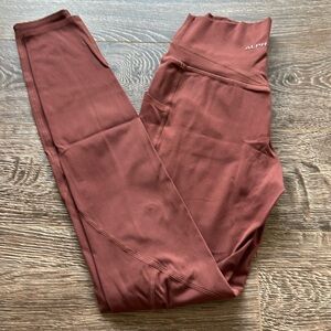 Alphalete legging